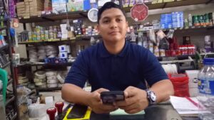 Tebar Kepedulian, Toko Bangunan Puspa Santuni 80 Anak Yatim di Sindangbarang